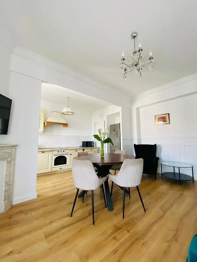 Le Nid Blanc Nice Centre Apartment